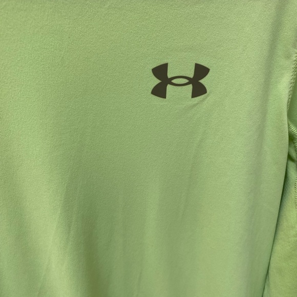 Underarmour long sleeve top - Picture 3 of 5